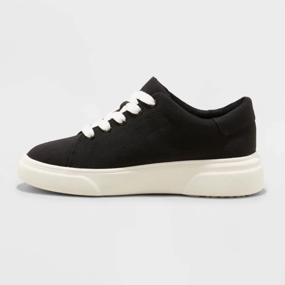 Mad Love Black Sneakers with White Platform